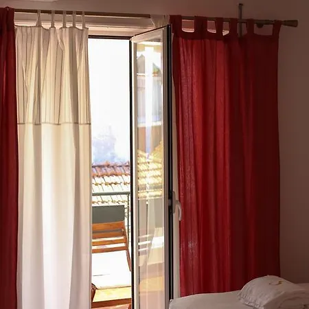 Daire Suites Apartments *