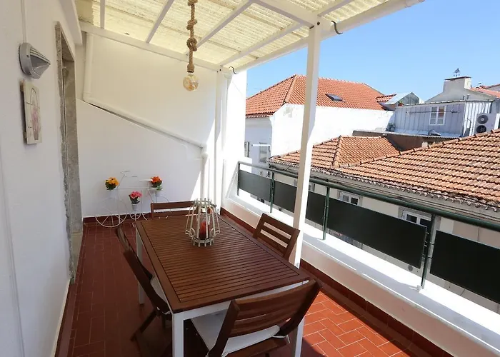 Suites Apartments *