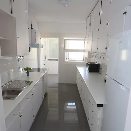 アパート Suites Apartments *